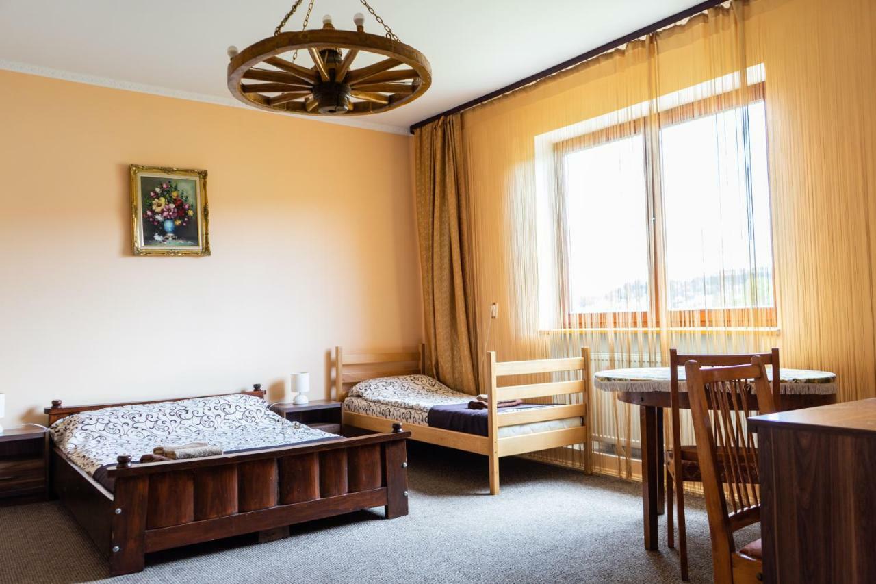 Hostel Villa Romaリヴィウ エクステリア 写真