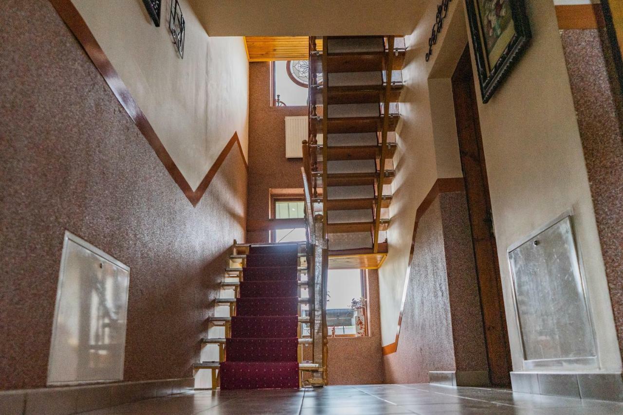 Hostel Villa Romaリヴィウ エクステリア 写真