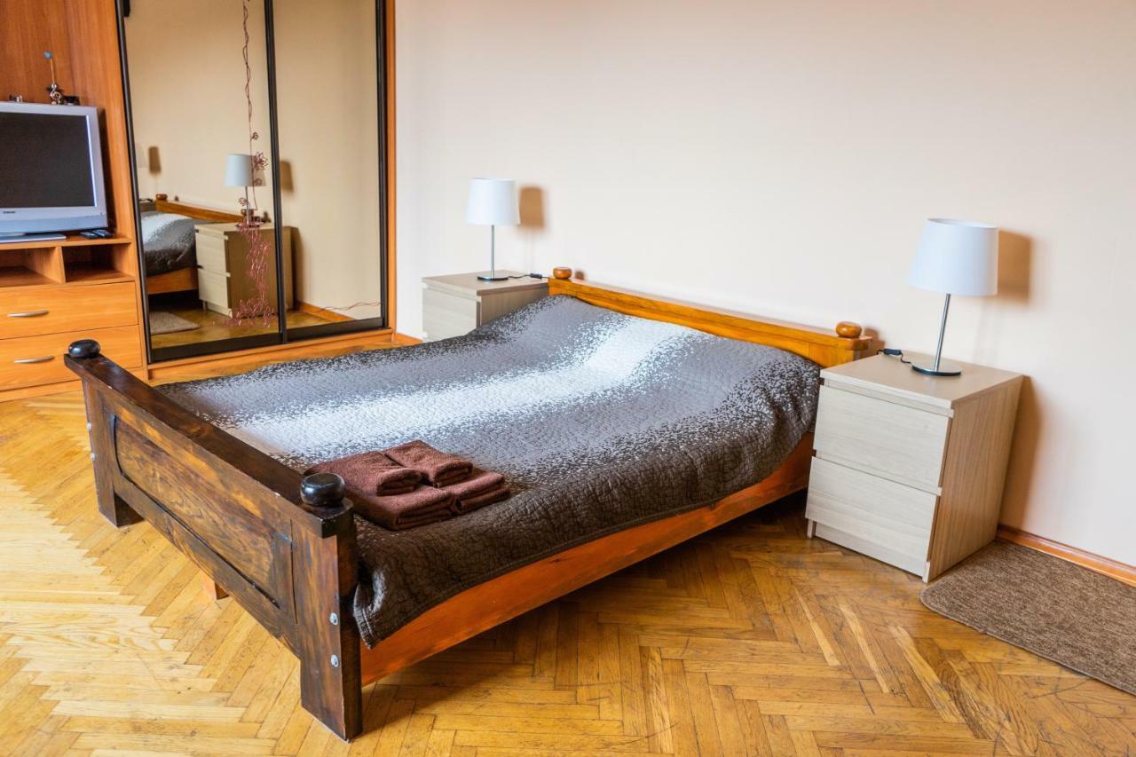Hostel Villa Romaリヴィウ エクステリア 写真